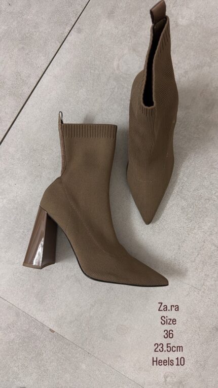 بوت zara